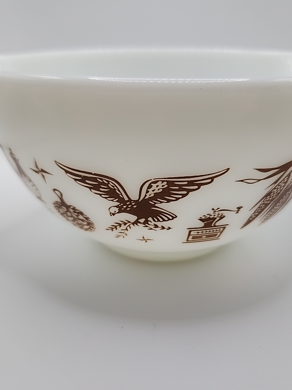 Vintage Pyrex Mixing Bowl #441 Early American Cinderella 1-1/2 PT White Brown